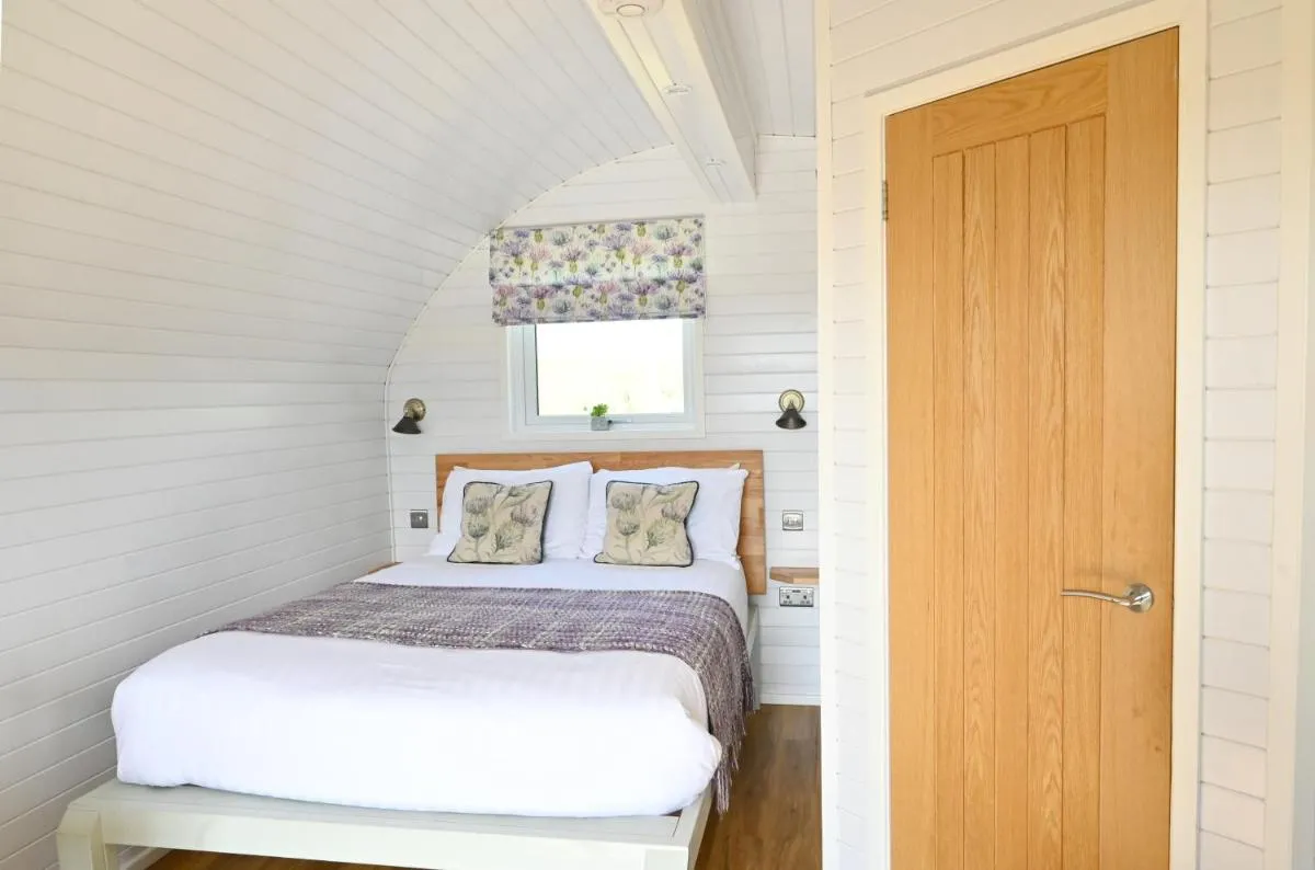 Image 4 of Luxury Glamping Pods – The Heft & The Hirsel