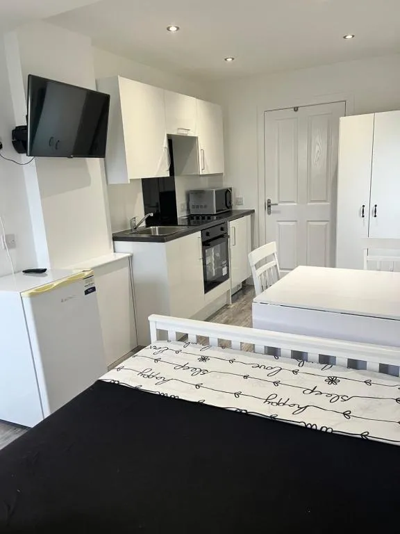 Image of Modern Comfy One Bed Apartment – Free Parking