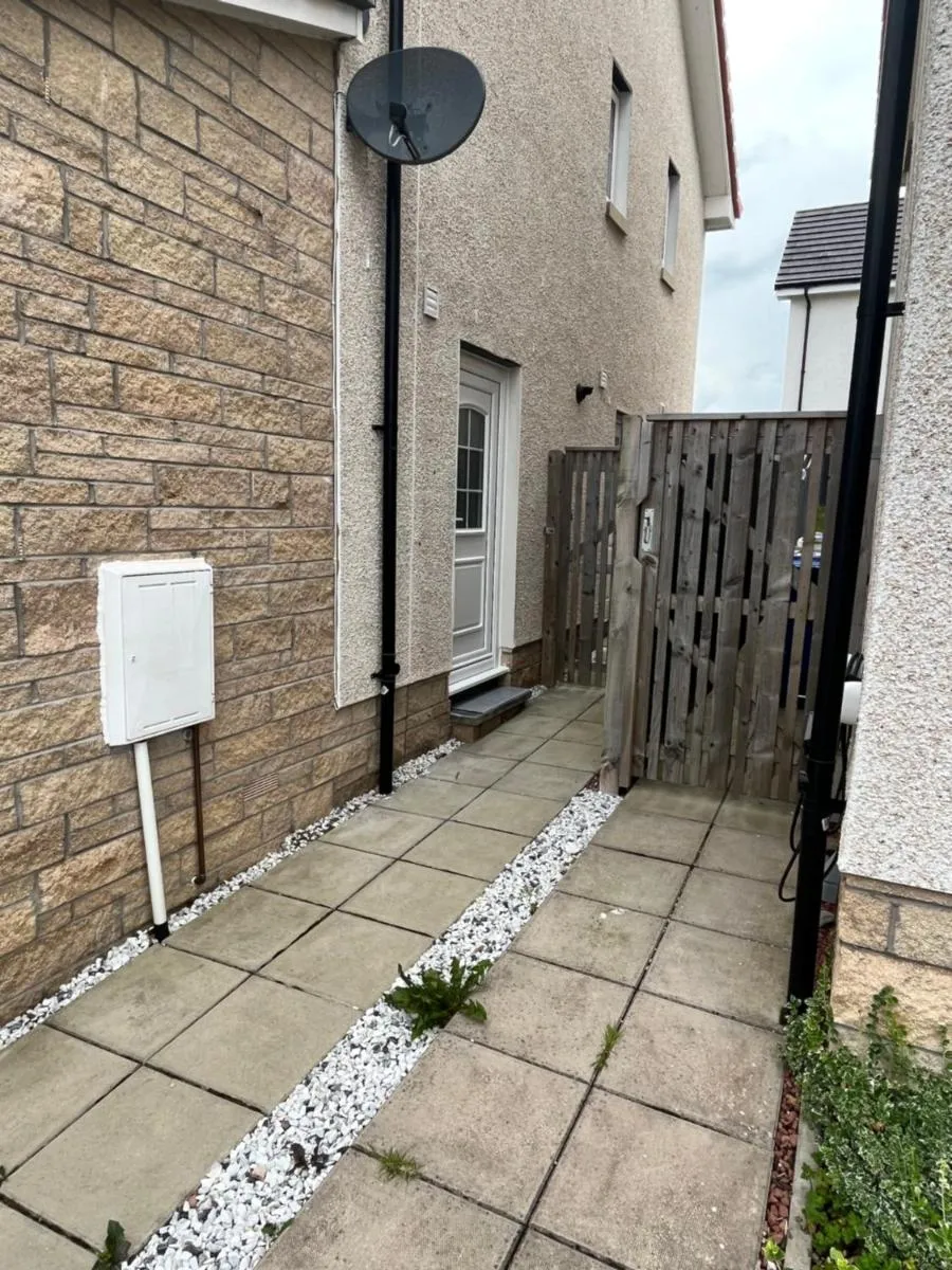 Image 1 of Modern Comfy One Bed Apartment – Free Parking