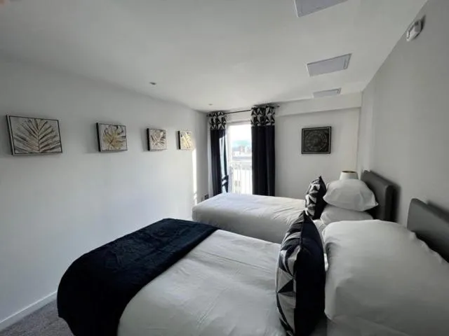 Image 4 of Modern & Spacious 2 bed Merchant City Apart-High St