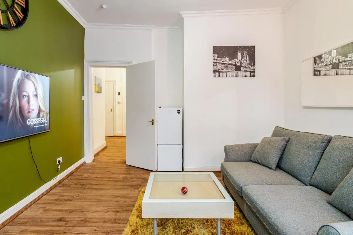 Image 1 of Newly Furnished Flat 4 Minutes Walk To Metro