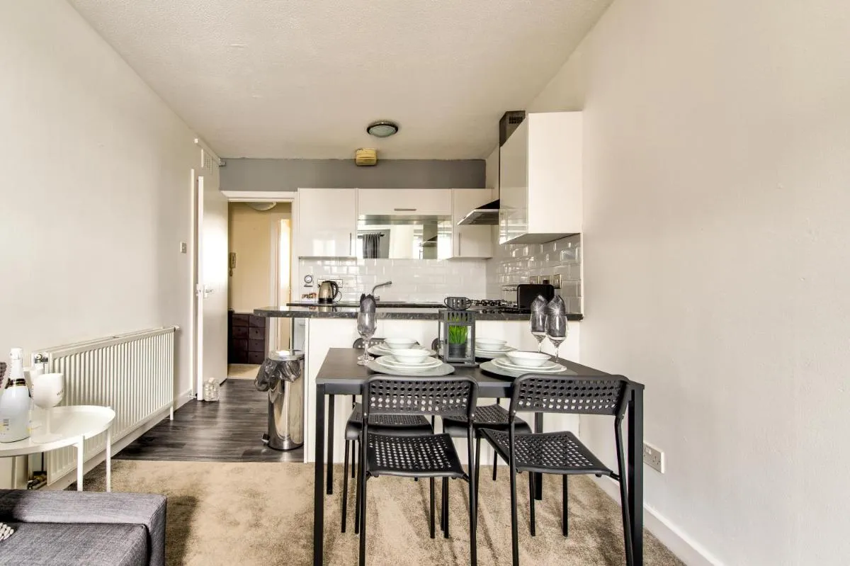 Image 3 of No.5 Serviced Apartment