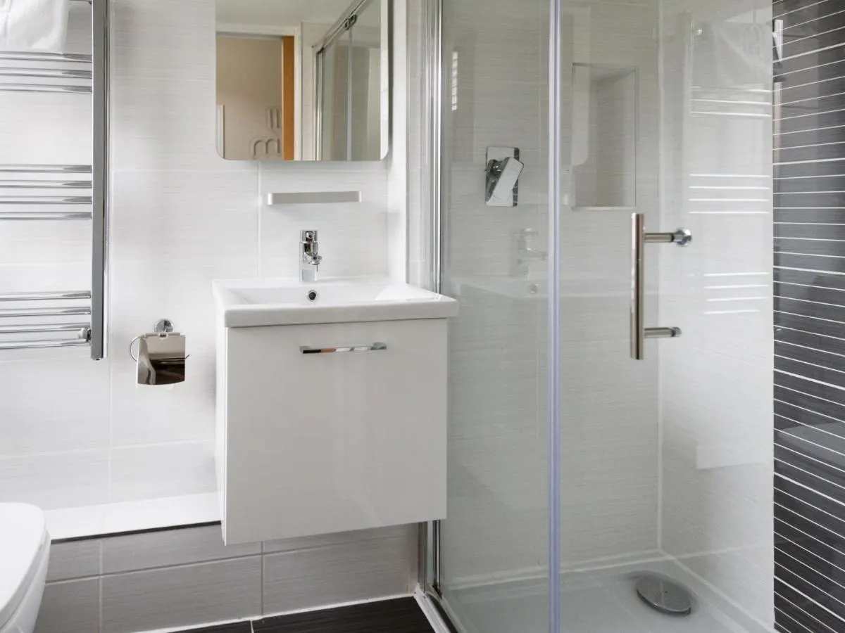 Image 5 of PER7-FM · Nice 1 Bed Ground Floor Flat, near Cessnock Subway