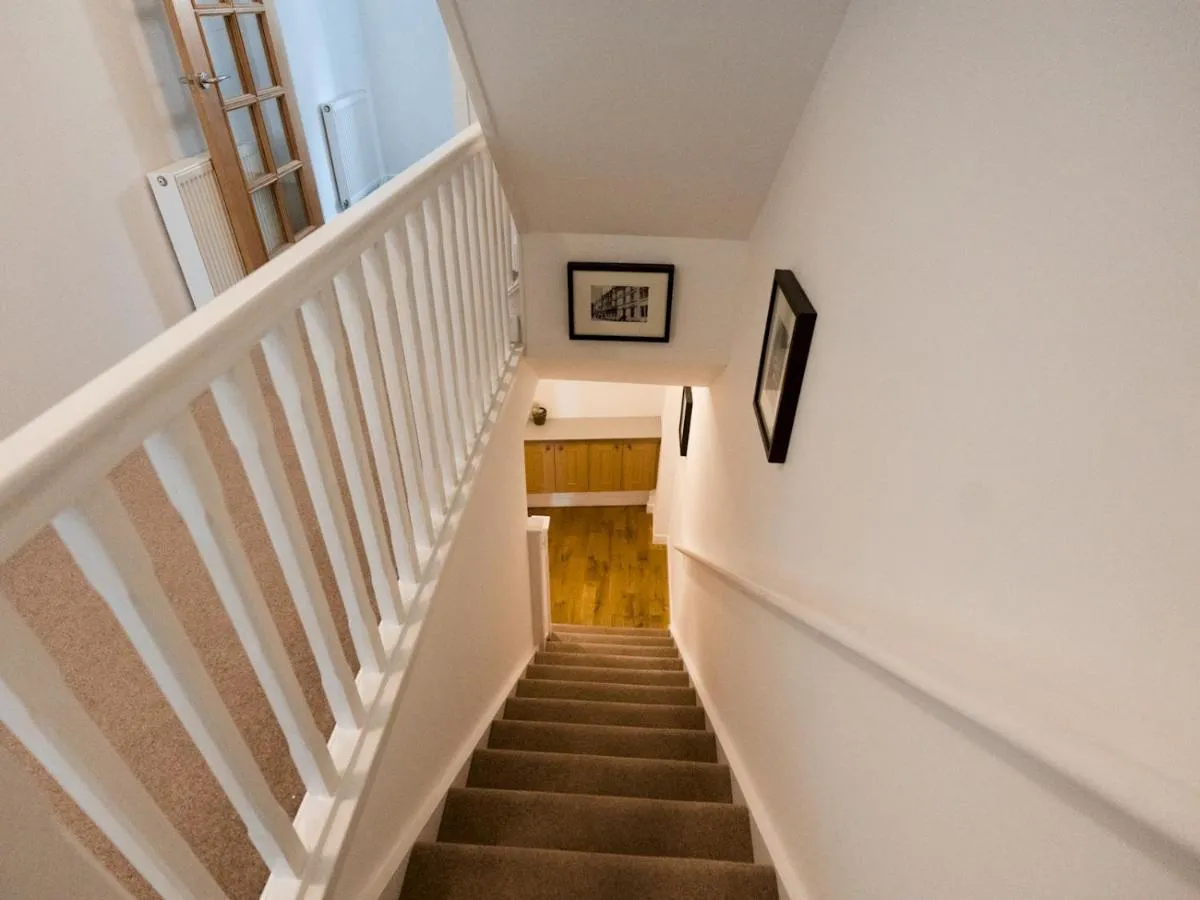 Image 5 of Pass the Keys Beautiful Unique 3Bed Mews Cottage House