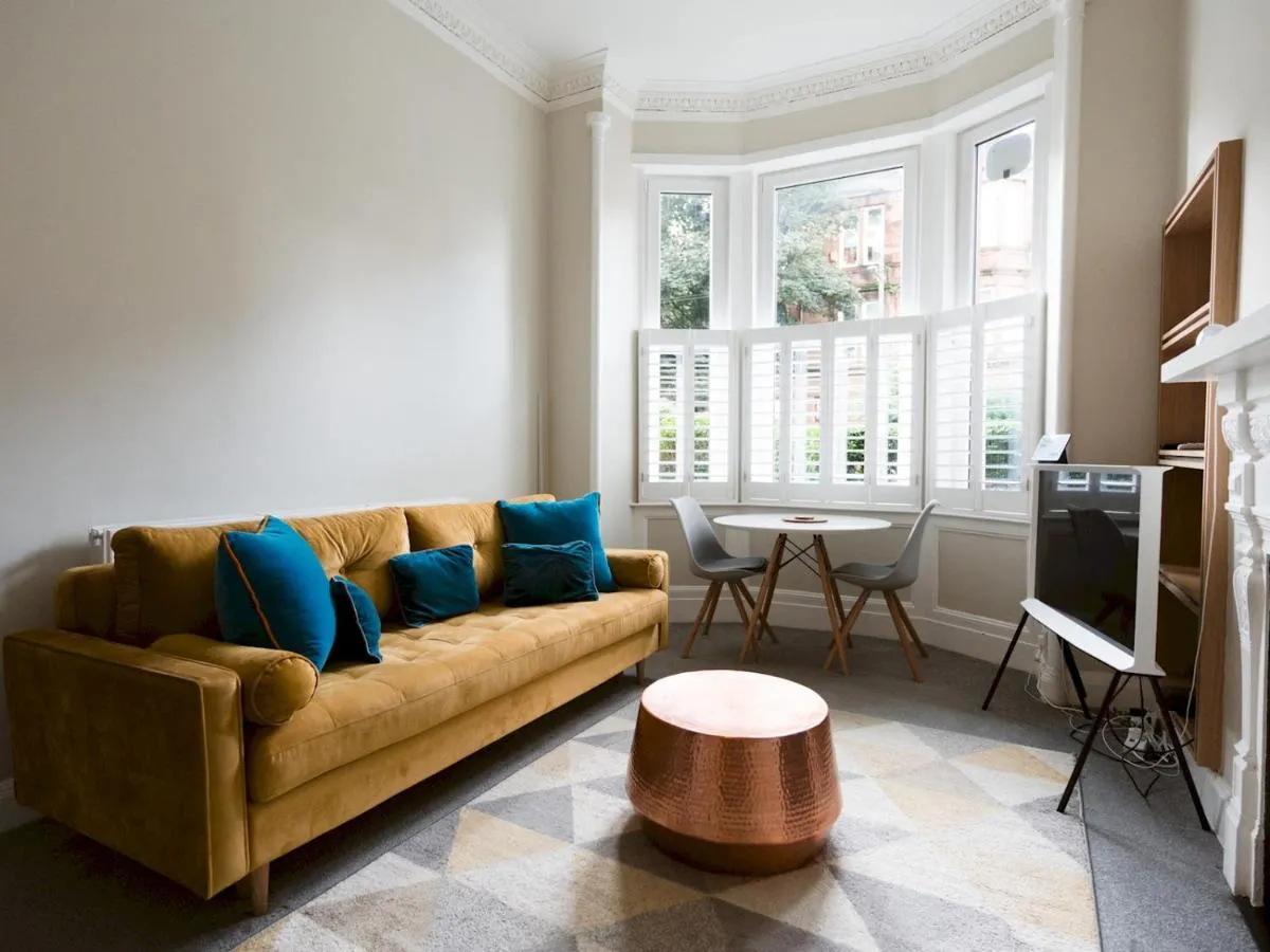 Image 6 of Pass the Keys PER7 FM Nice 1 Bed Ground Floor Flat near Cessnock Subway