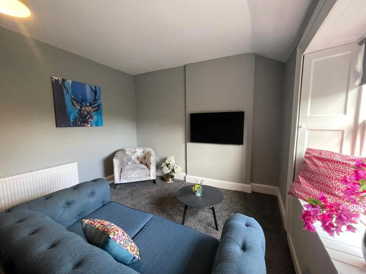 Image 4 of Pass the Keys The Blue Nile Hillhead