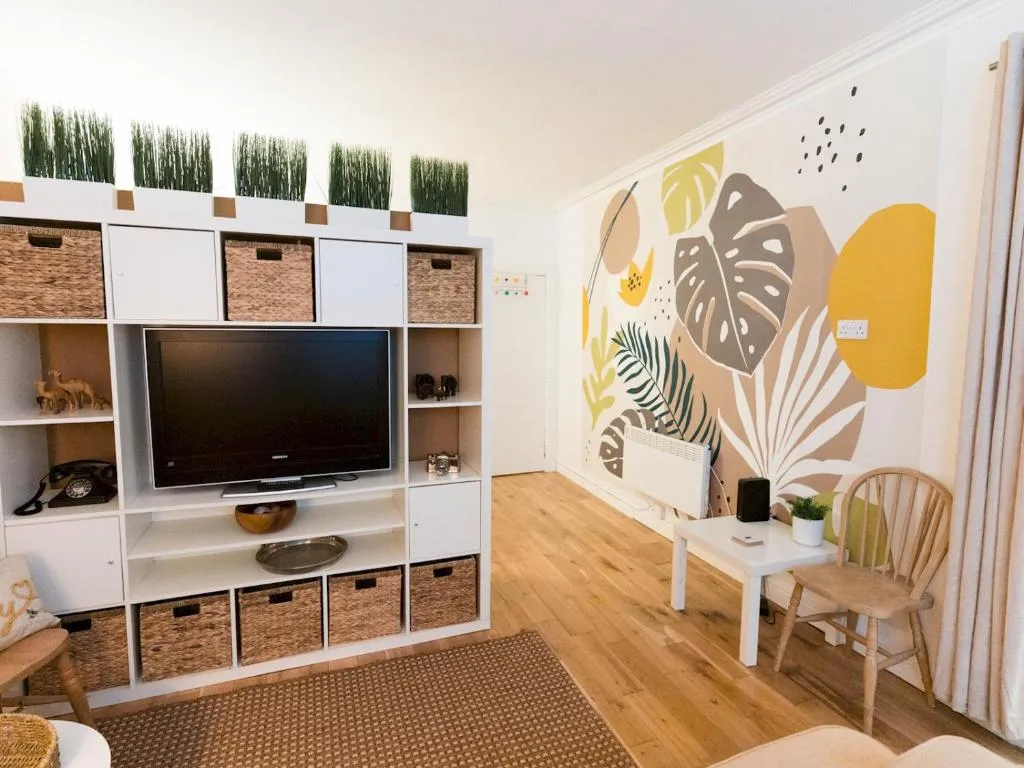 Image of Pass the Keys West End Studio Kelvingrove Park Museum