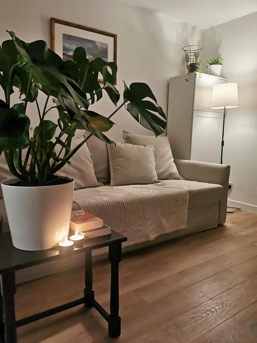 Image 3 of Peaceful house in the heart of Glasgow city, close to Queen Elizabeth Hospital and Govan subway, Free Private Parking