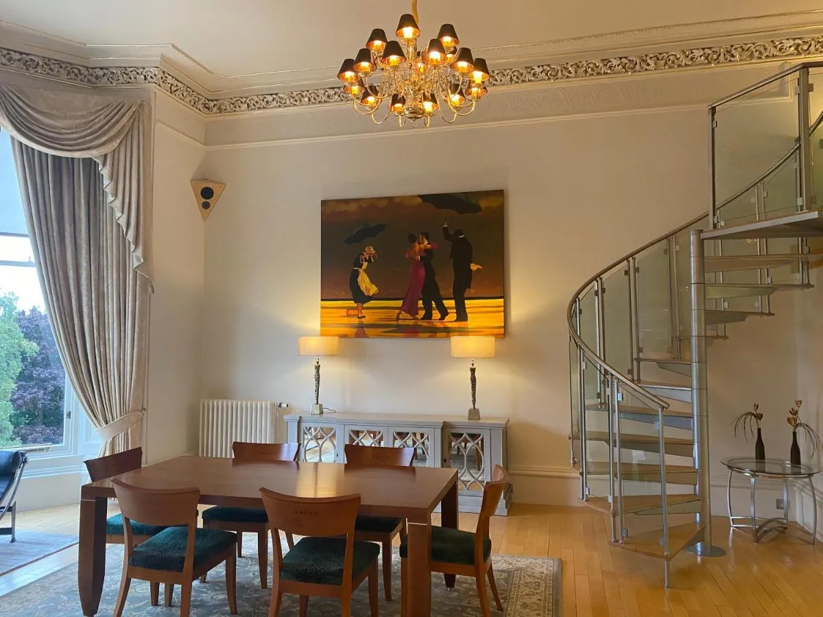 Image 4 of Perfect In The Park