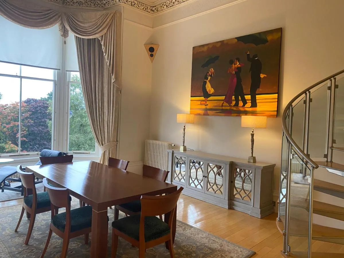 Image 5 of Perfect In The Park