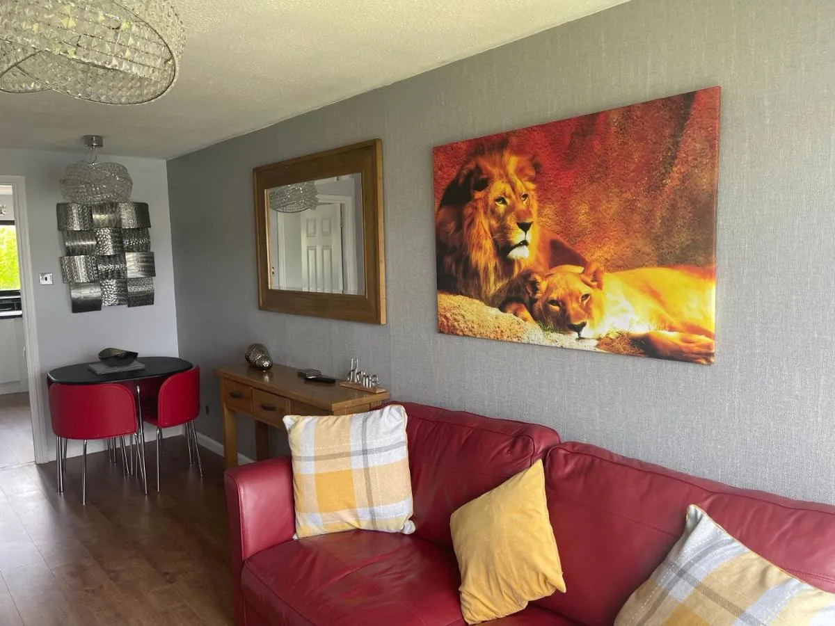 Image 5 of River view Apartment