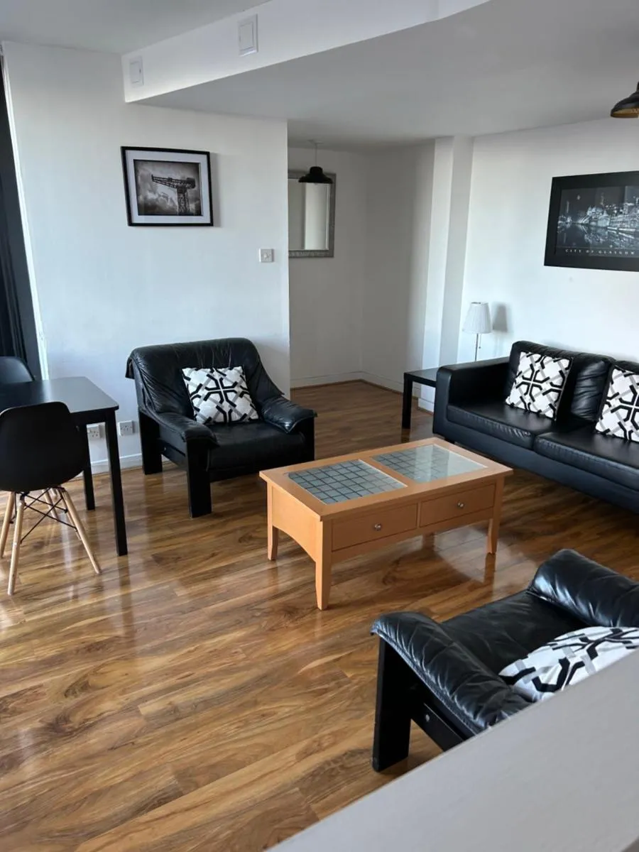 Image 6 of Riverview Apartments