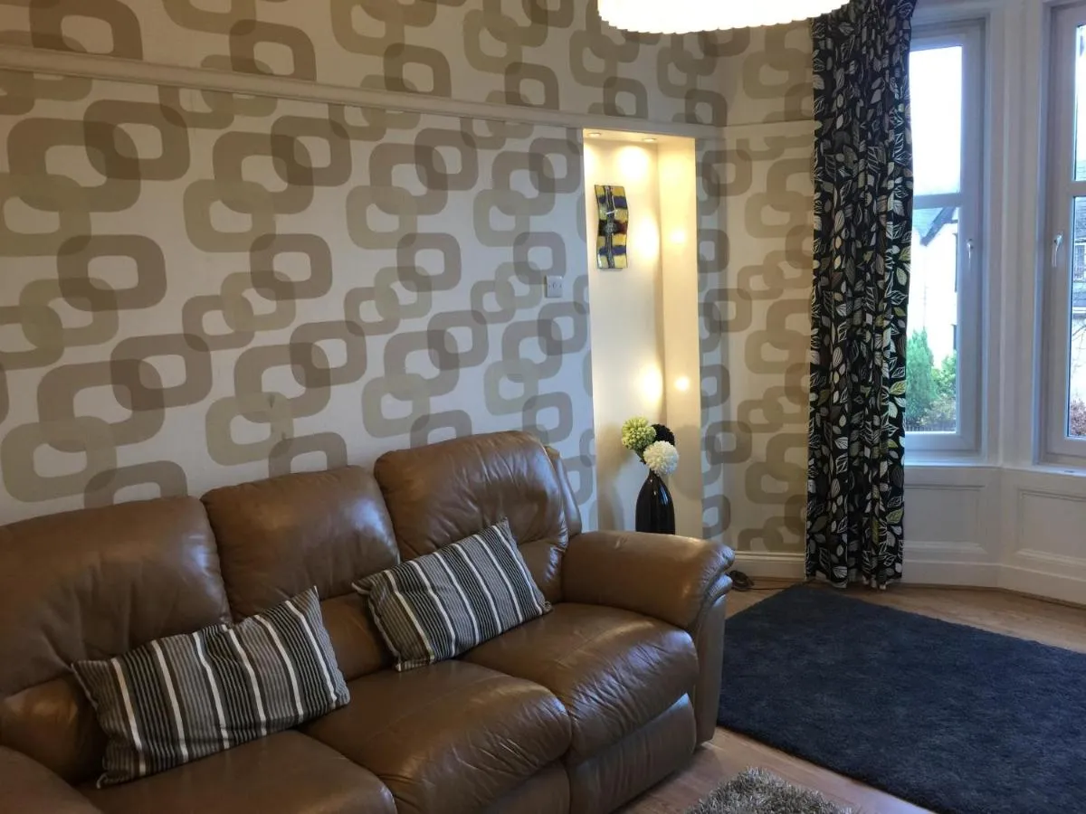 Image 3 of Scotstoun 1 Bed Flat