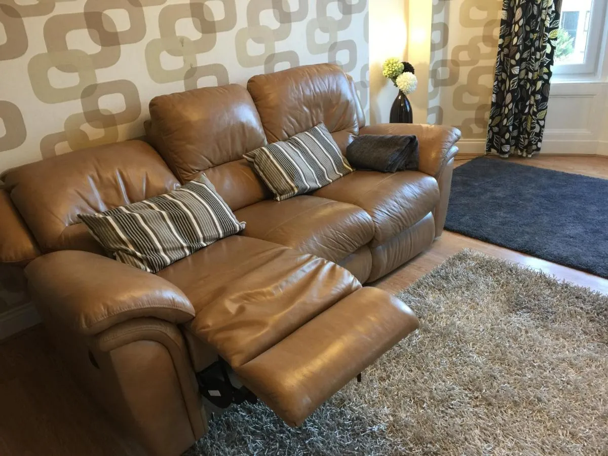 Image 2 of Scotstoun 1 Bed Flat