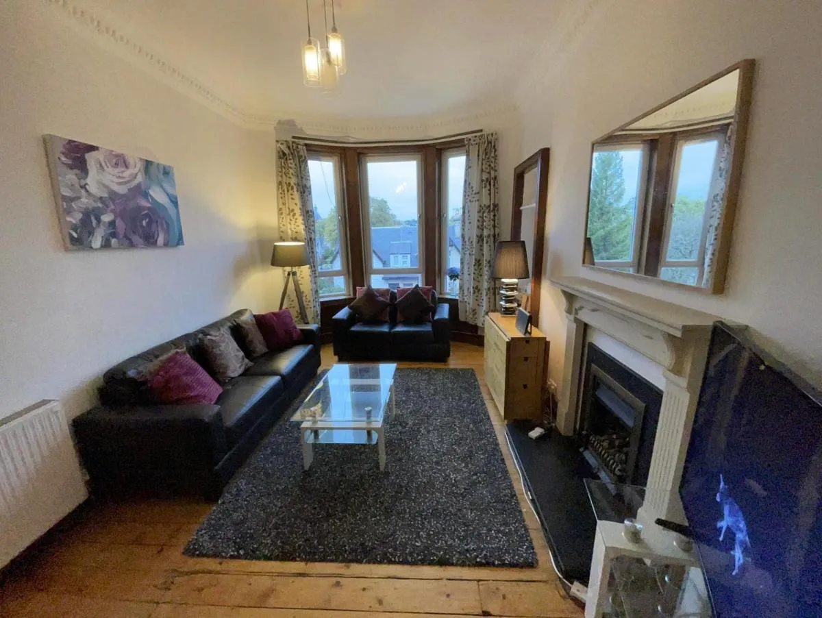 Image 3 of Scotstoun Appartments