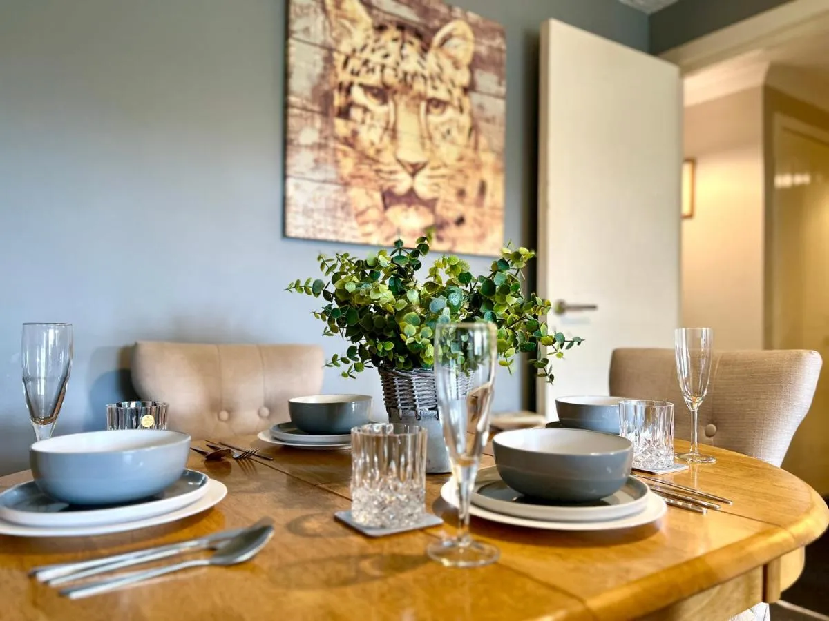 Image 6 of Spacious 2 Bed-Flat in Glasgow City – Free Parking