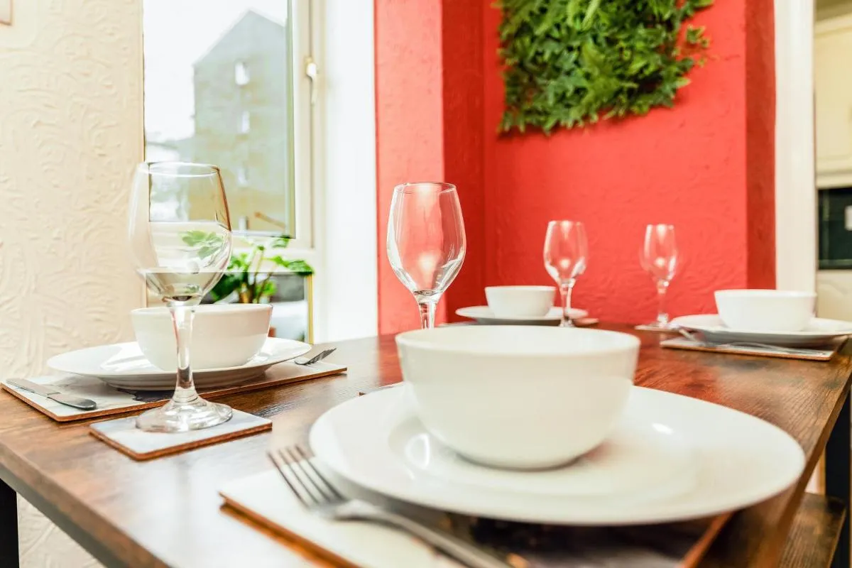 Image 1 of Spacious 2-Bedroom Main Door Apartment With Private Parking