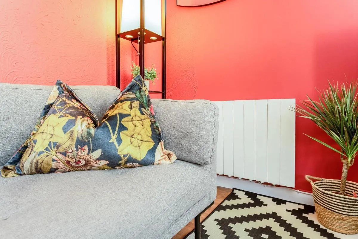 Image 2 of Spacious 2-Bedroom Main Door Apartment With Private Parking