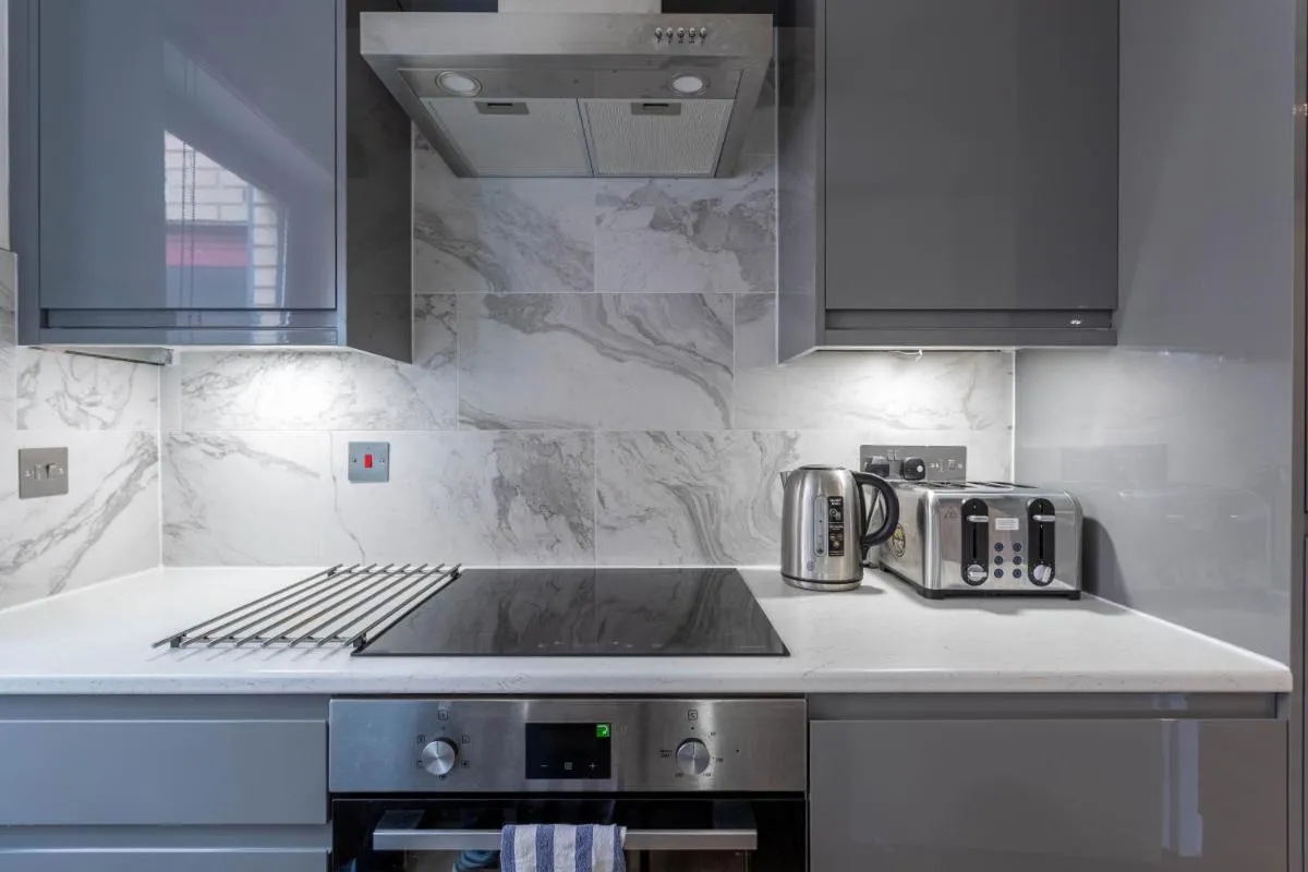 Image 4 of Stunning 1 Bed Merchant City Apartment with Parking