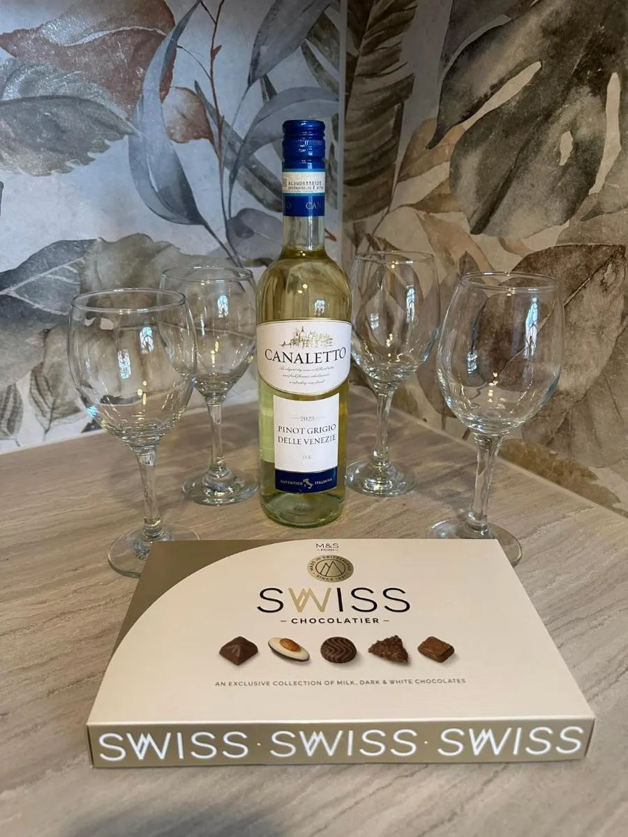 Image 6 of Stunning 2 bedroom apartment