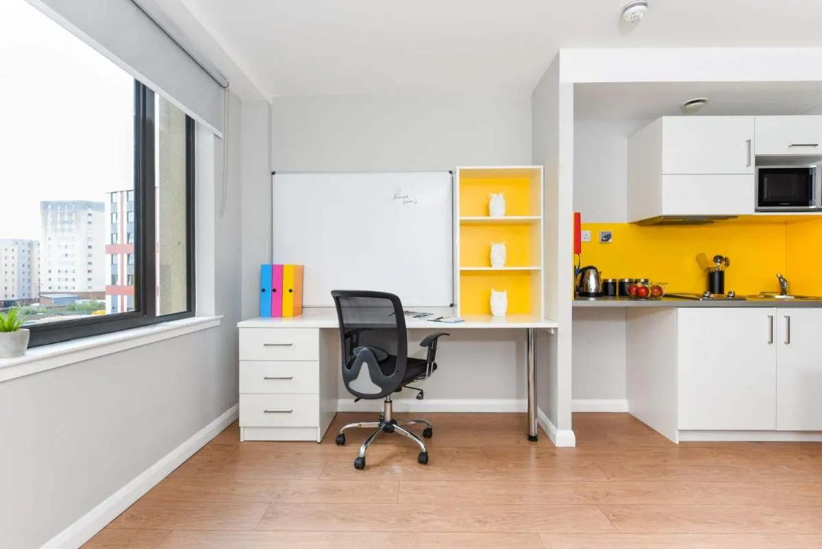 Image 4 of Stunning Cityscape Studios Your Urban Living in Glasgow