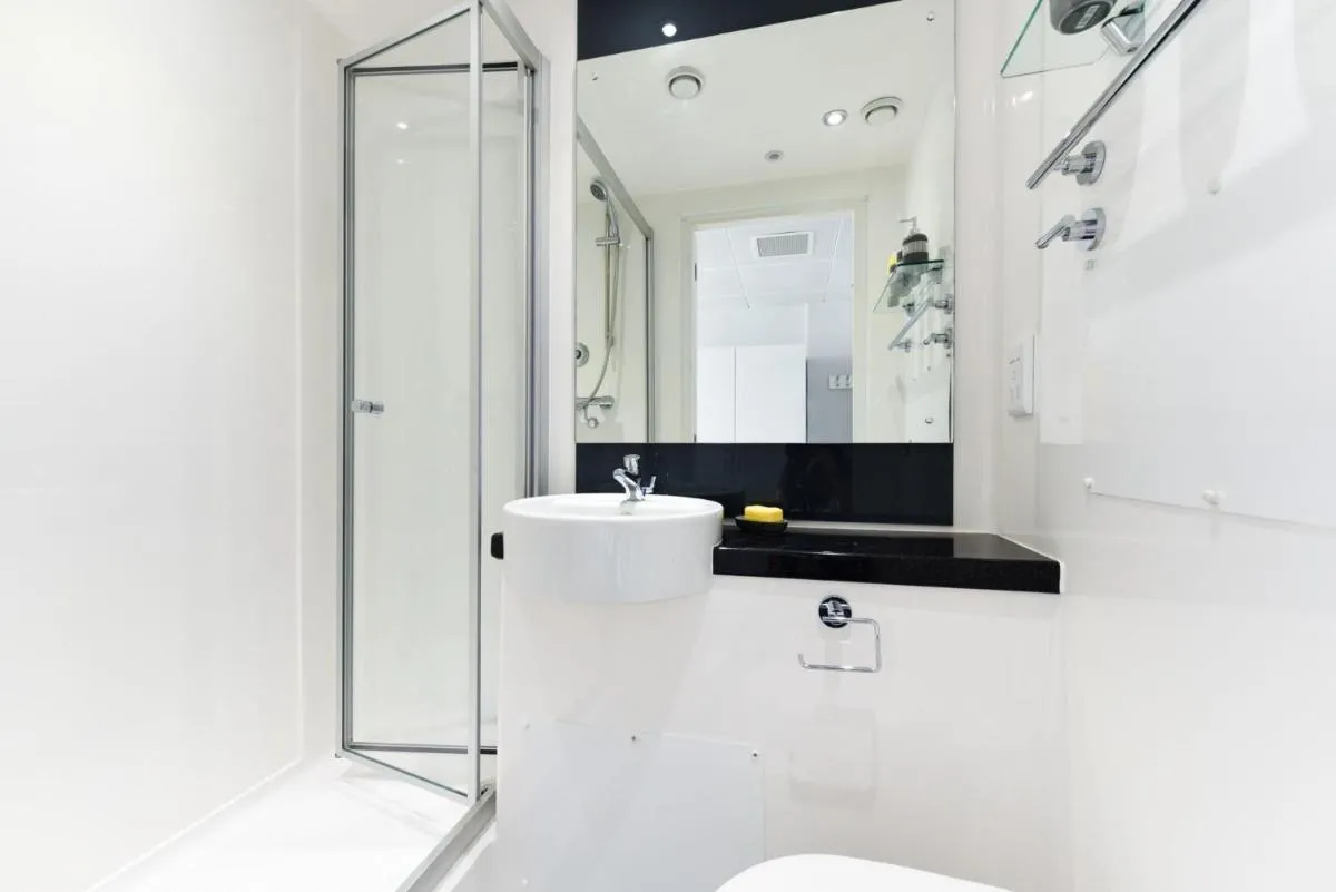 Image 5 of Stunning Cityscape Studios Your Urban Living in Glasgow