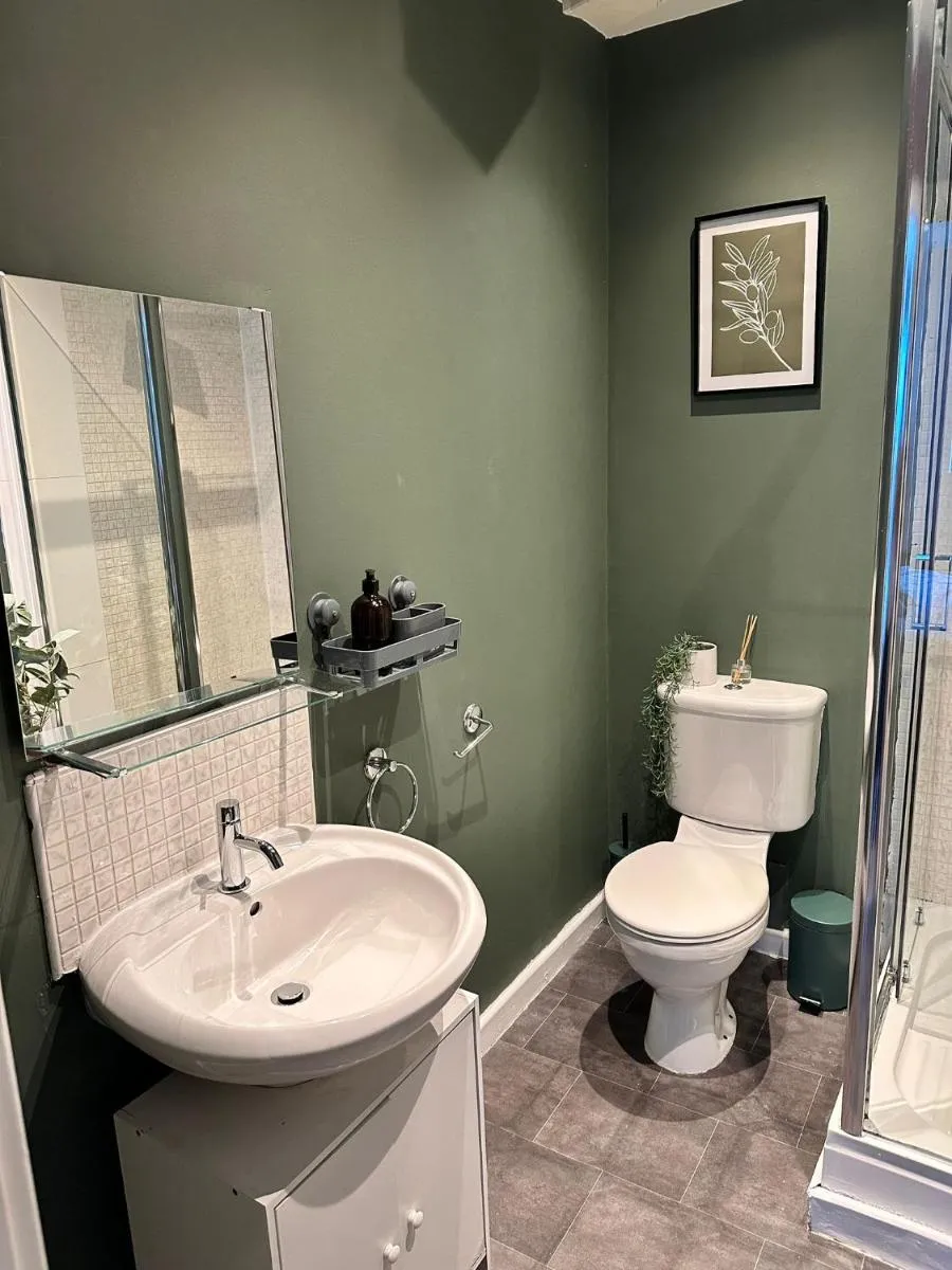 Image 5 of Stylish 2 bed City Retreat