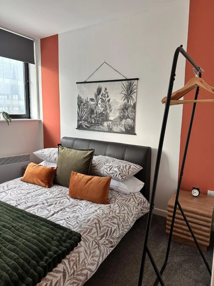 Image 3 of Stylish 2 bed City Retreat