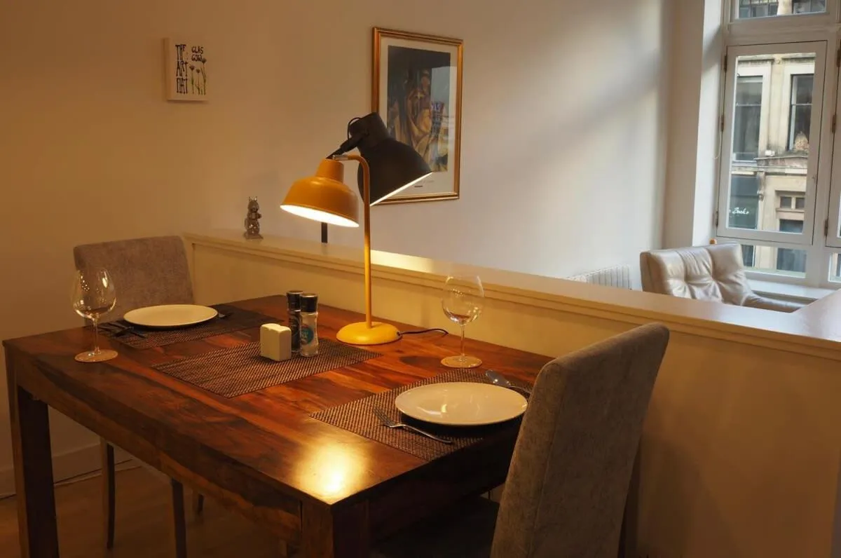 Image 5 of The Art Flat Glasgow