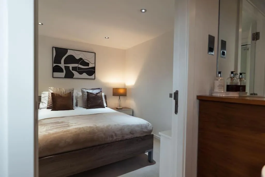 Image 1 of The Penthouse Suite – Luxury Like No Other