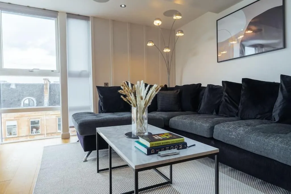 Image 6 of The Penthouse Suite – Luxury Like No Other