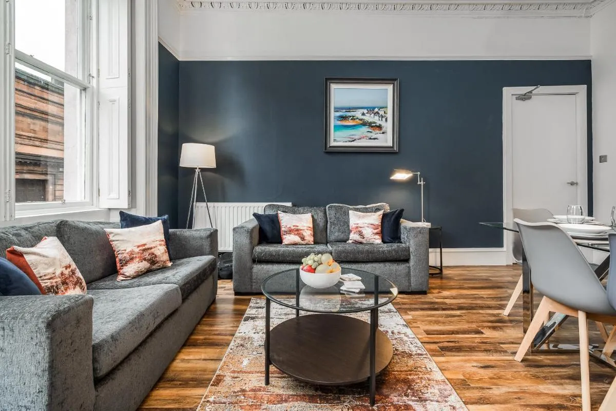 Image 4 of The Renfrew Residence 4-bedroom, city centre