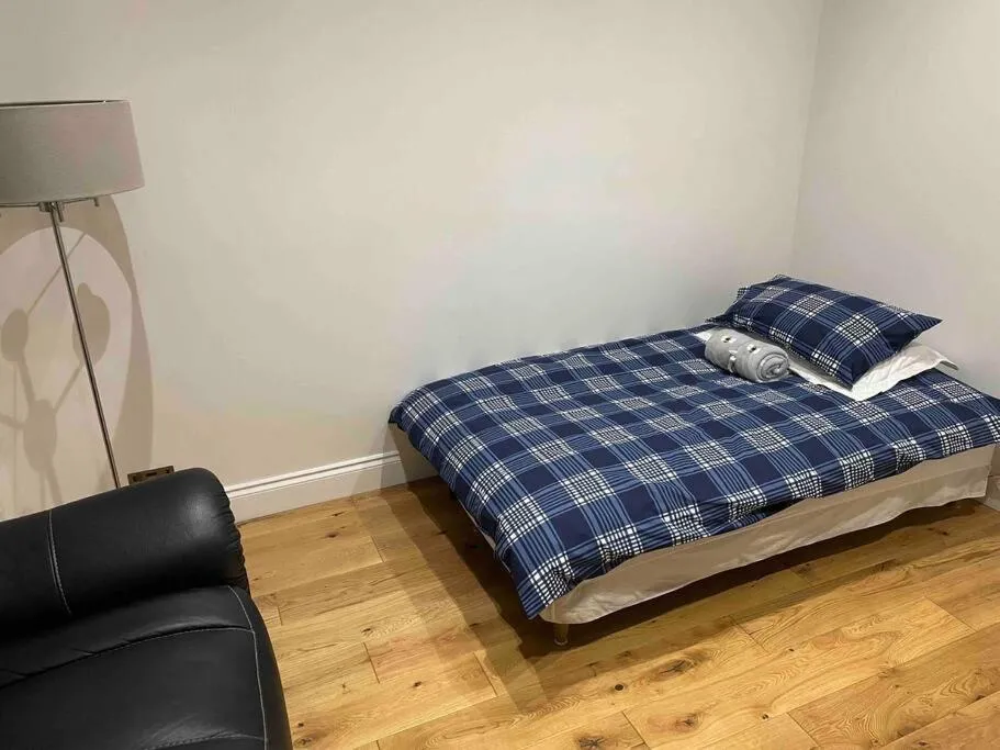 Image of Top Floor Flat – Glasgow West End – Partick