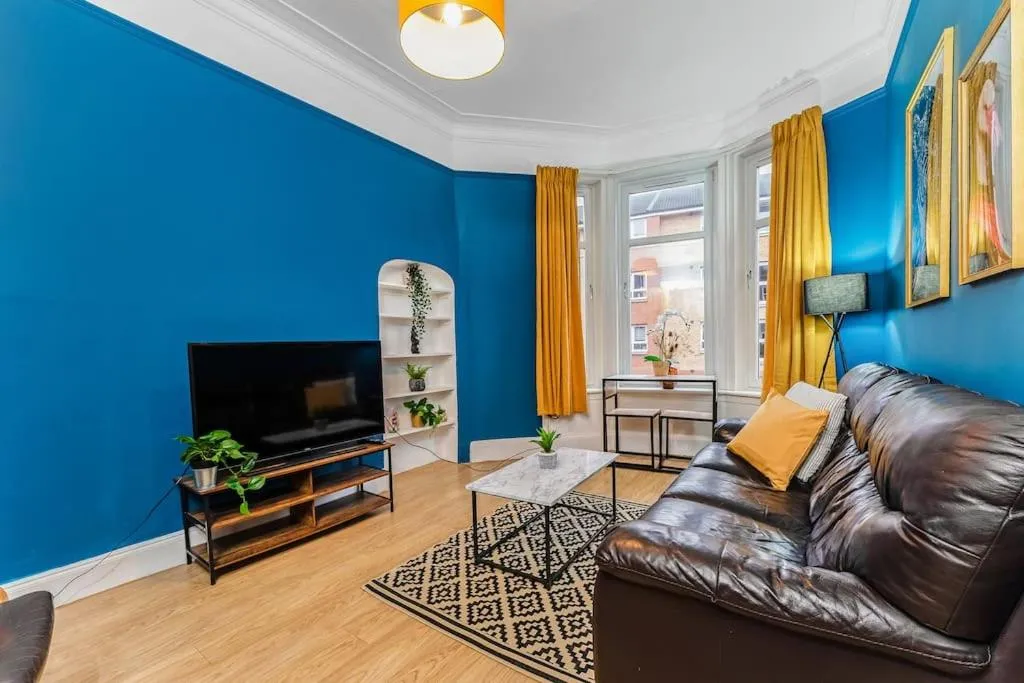 Image of Traditional 1-Bed Flat in Southside (Hampden/Shawlands)