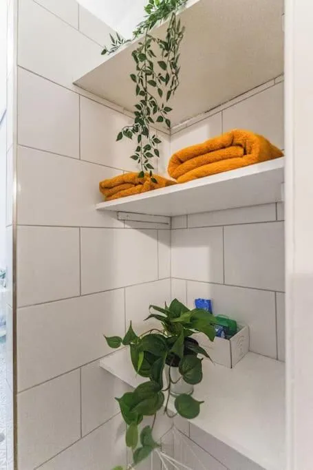 Image 4 of Traditional 1-Bed Flat in Southside (Hampden/Shawlands)