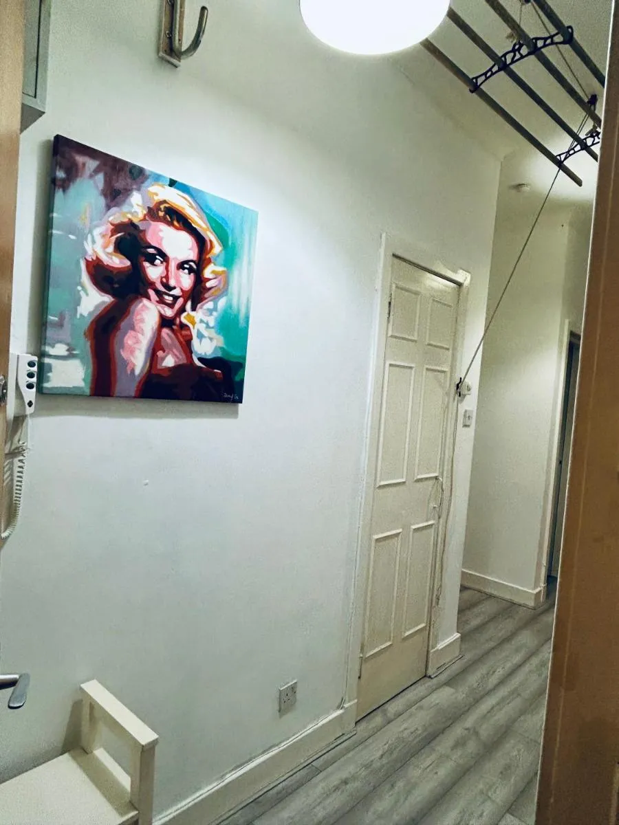 Image 4 of Two bedroom apartment near Glasgow city center, hydro and SEC