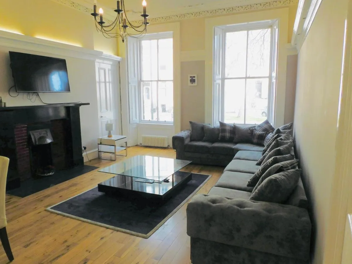 Image 3 of WEST END – Stunning, spacious, 3 bedroom, main door flat with private parking