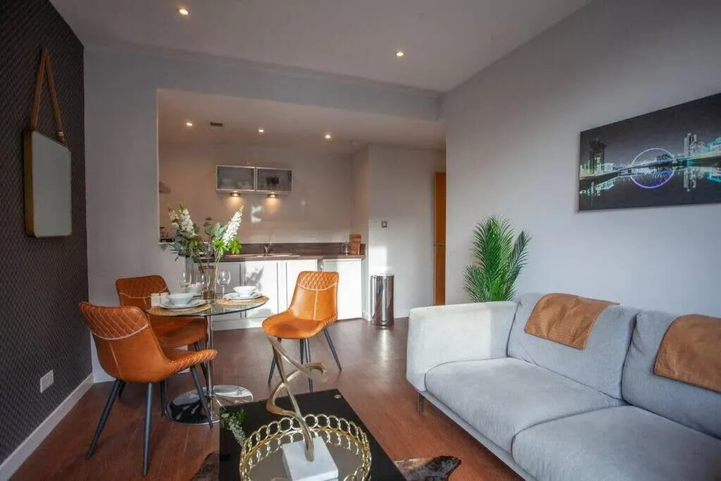 Image 3 of 1 Bedroom Apartment in Very Central Location