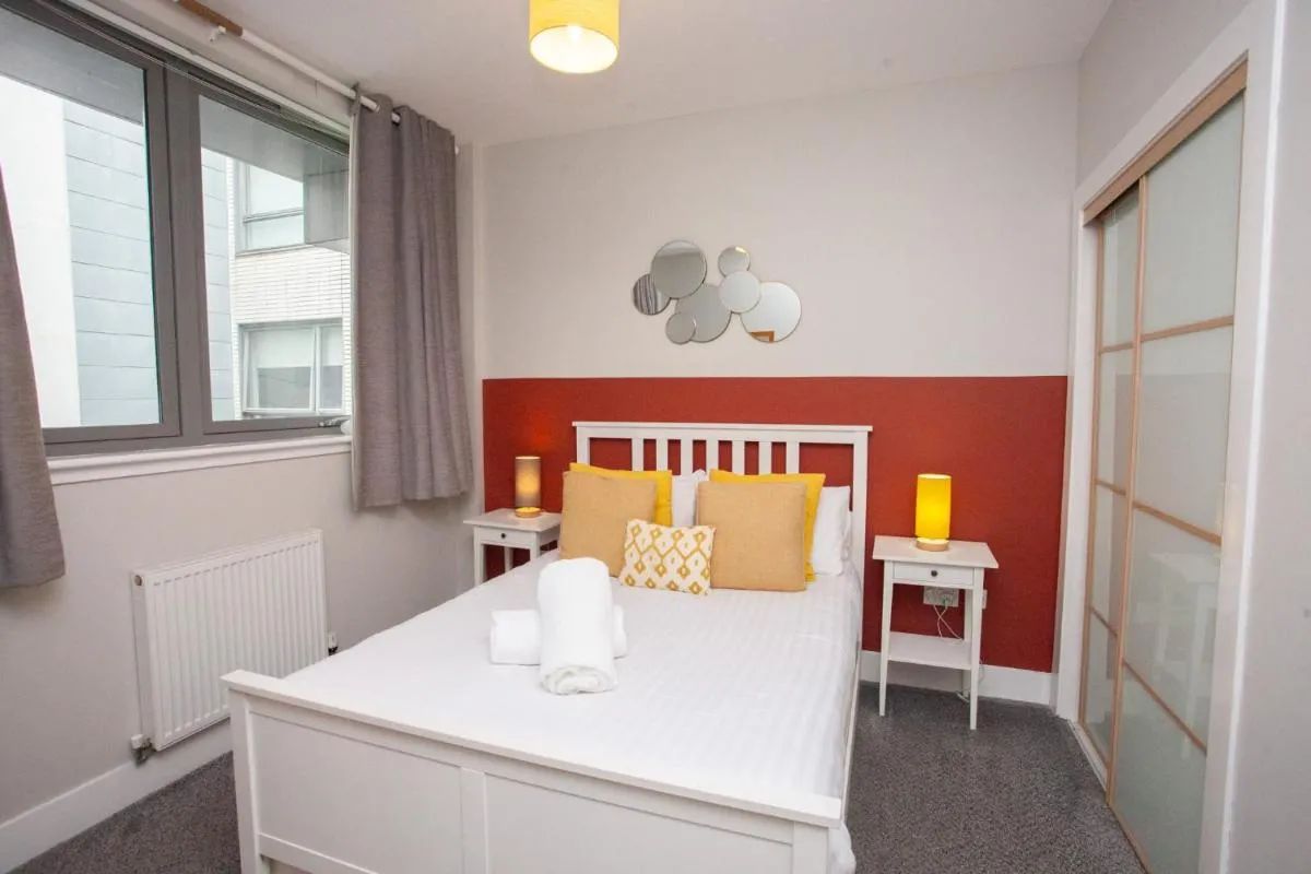 Image 1 of 1 Bedroom Flat in the Heart of Merchant City