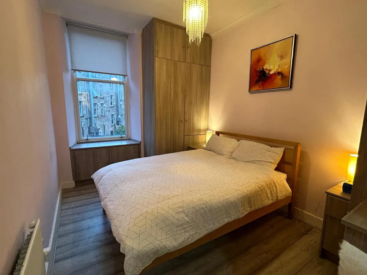 Image 1 of 2B apartment near Glasgow SEC, OVO Hydro & city centre