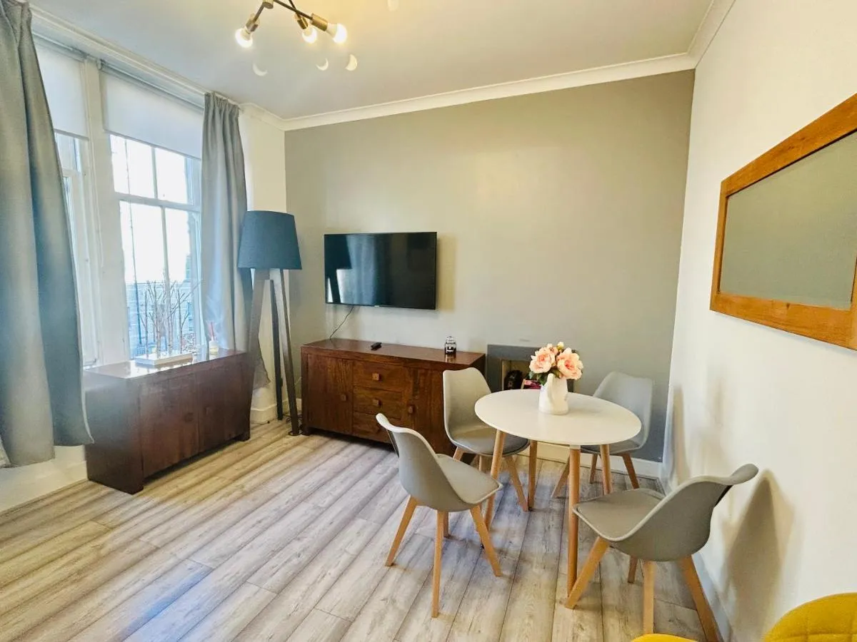 Image 4 of 2B apartment near Glasgow SEC, OVO Hydro & city centre