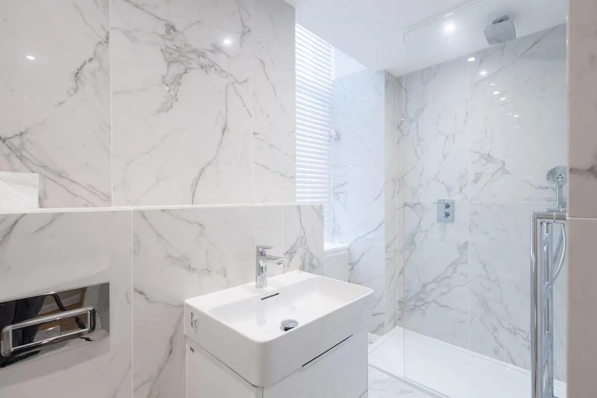 Image 6 of 3BR Gem West End Walk to Glasgow Uni Parking