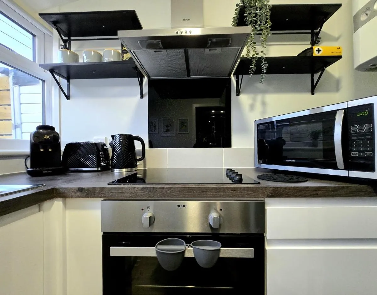 Image 3 of 3-Bed Home in Glasgow