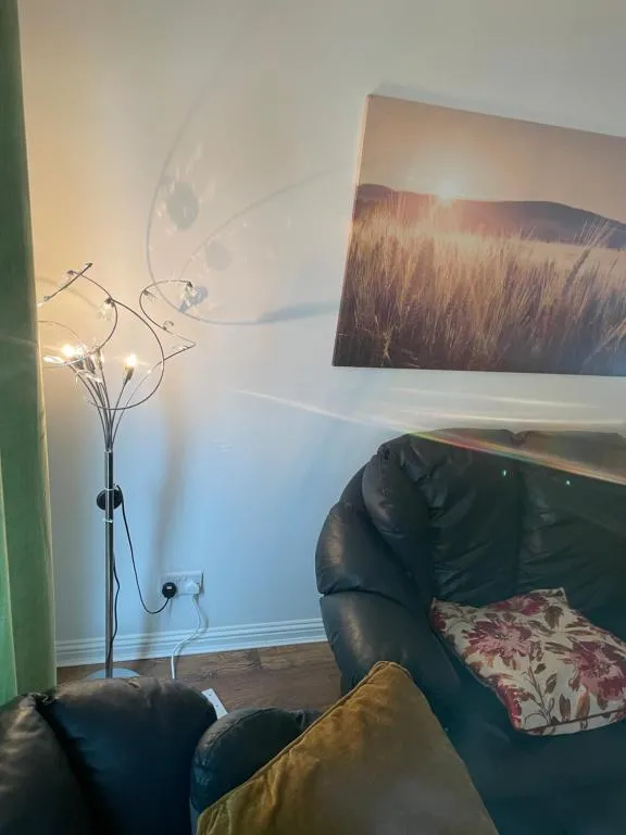 Image of 3 beds in a 2 bedroom COSY apartment located close to city centre Glasgow