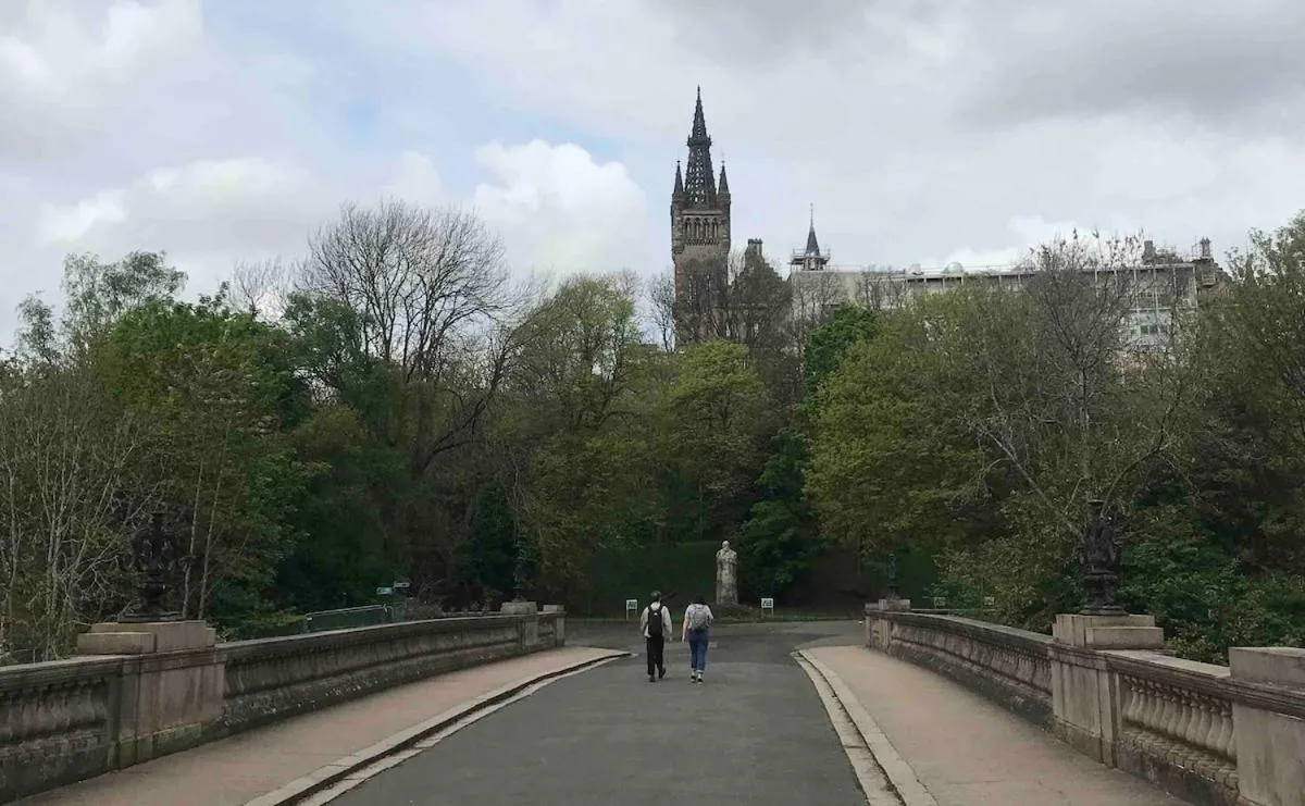 Image 5 of Apartment in Heart of West End- Parking Space- Spacious- Near Glasgow University and Kelvingrove Art Gallery