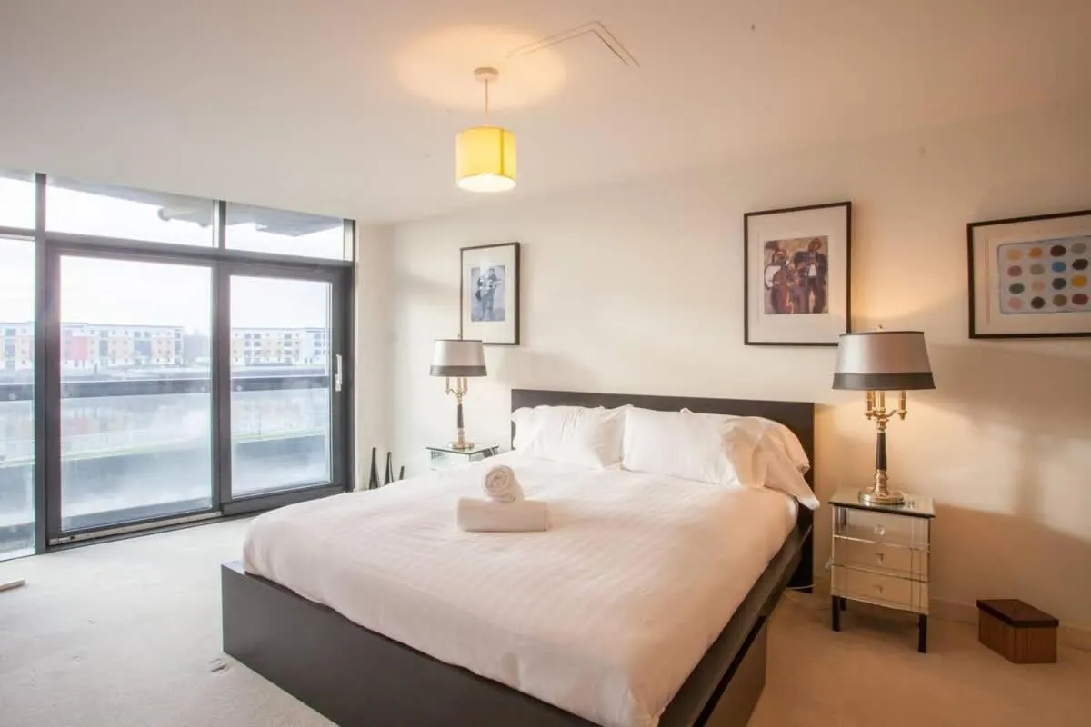 Image 1 of Apartment with river view next to hydro