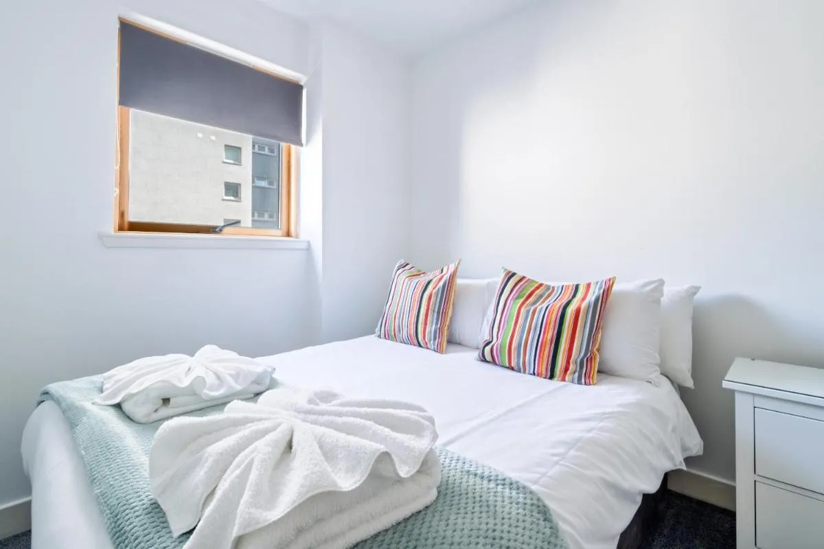 Image 6 of Argyle Street Apartments