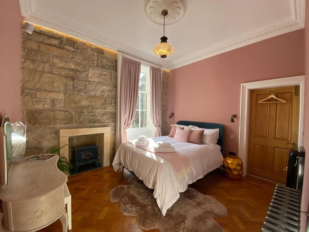 Image 6 of Ashton View