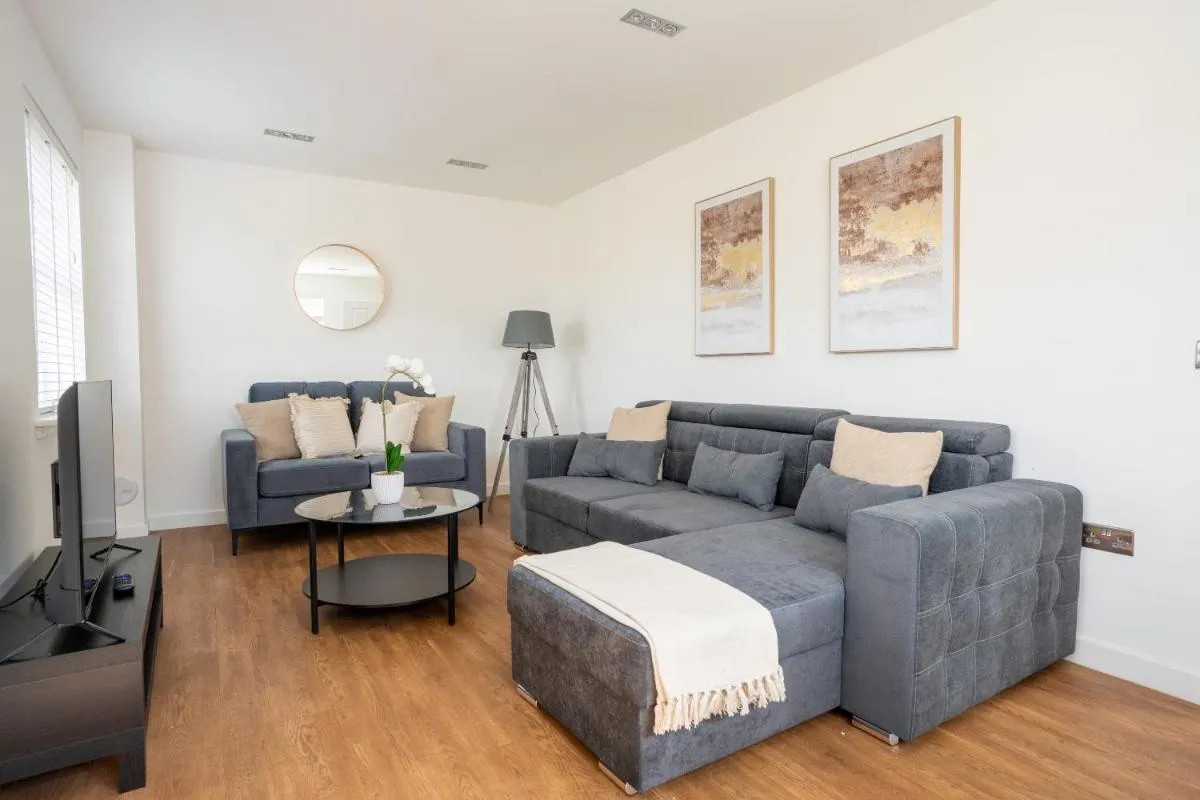 Image 2 of Bartonshill House