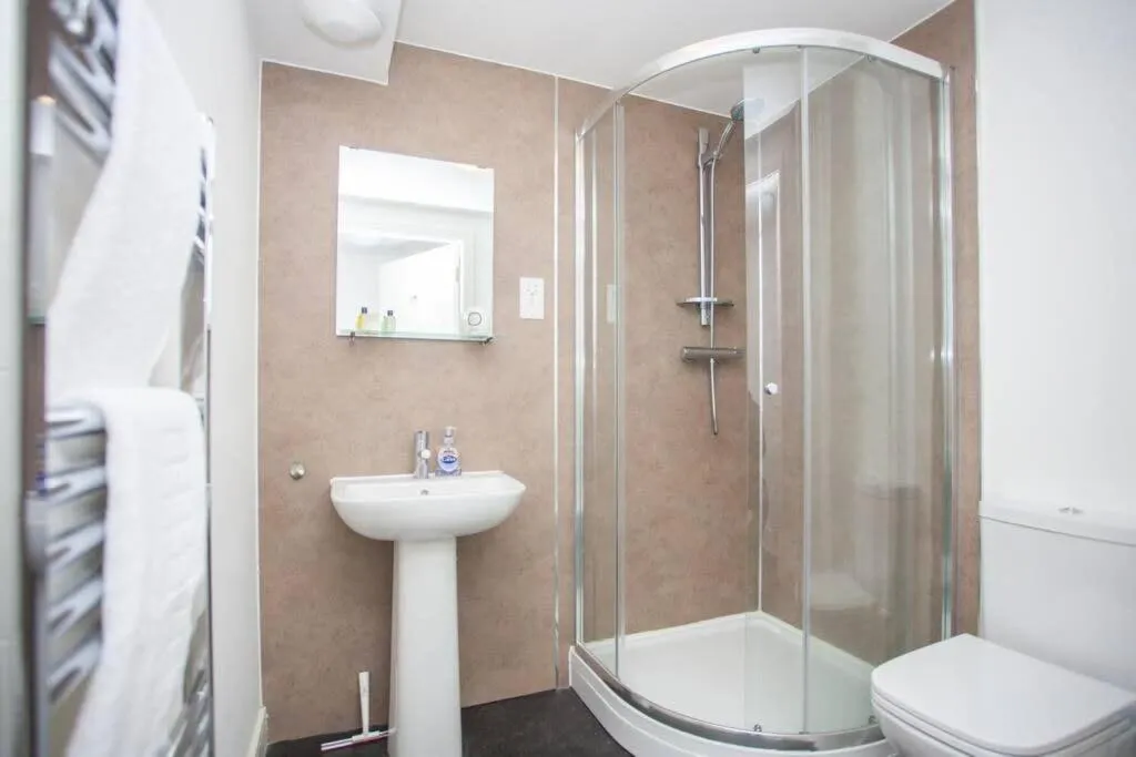 Image 2 of Beautiful Flat with Panoramic Views over the City